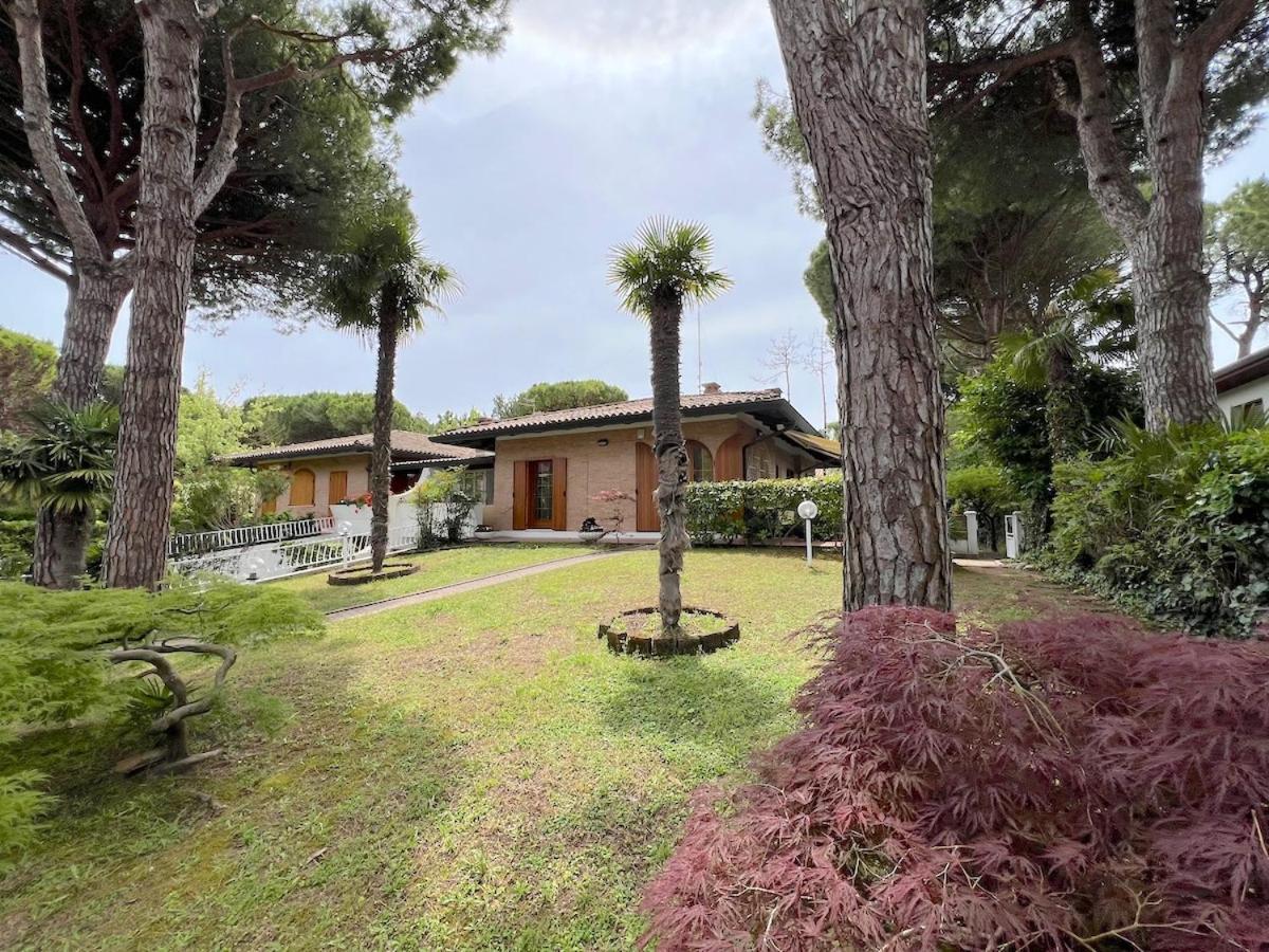 Villa Palm Lignano Sabbiadoro Exteriör bild